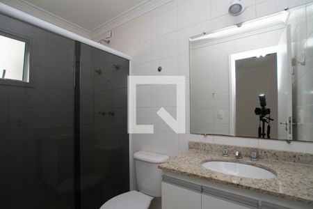 Banheiro da Suíte de apartamento para alugar com 3 quartos, 83m² em Jardim Las Vegas, Guarulhos