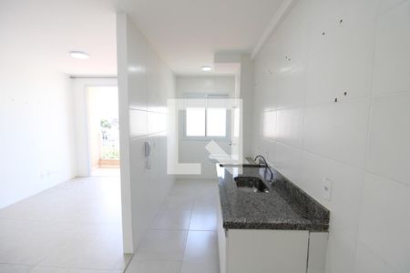 Sala / Cozinha de apartamento para alugar com 2 quartos, 50m² em Vila Pita, São Paulo