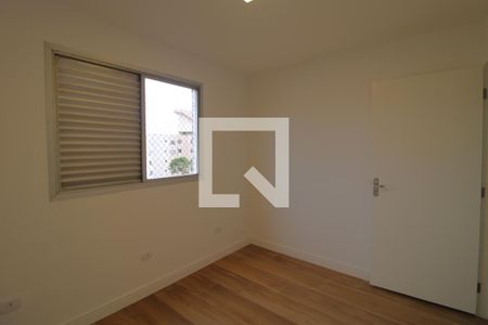 Quarto 1 de apartamento para alugar com 2 quartos, 66m² em Vila São Paulo, São Paulo