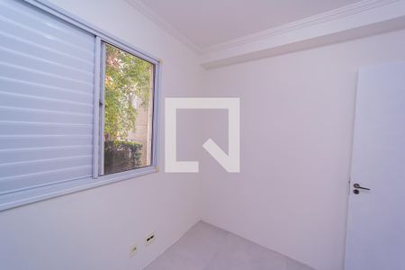 Quarto 1 de apartamento para alugar com 2 quartos, 44m² em Vila Talarico, São Paulo