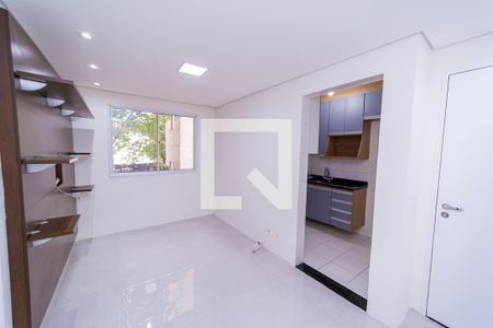 Sala de apartamento para alugar com 2 quartos, 44m² em Vila Talarico, São Paulo