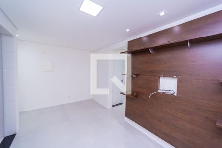 Sala de apartamento para alugar com 2 quartos, 44m² em Vila Talarico, São Paulo