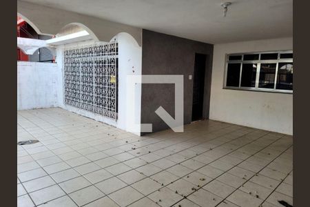 Casa à venda com 5 quartos, 250m² em Jardim Santa Mena, Guarulhos