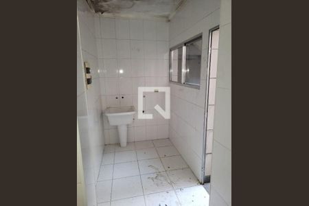 Casa à venda com 5 quartos, 250m² em Jardim Santa Mena, Guarulhos