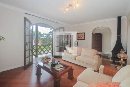 Sala de casa para alugar com 3 quartos, 180m² em Jardim Sabará, Porto Alegre