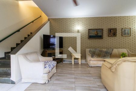 Sala de casa para alugar com 4 quartos, 340m² em Vila Brandina, Campinas