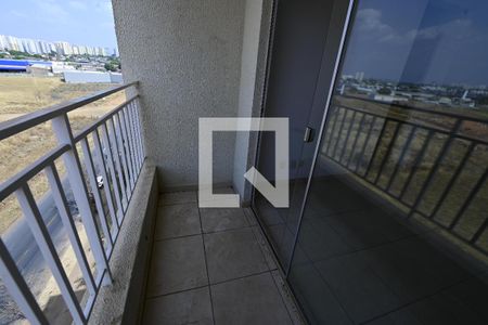 Varanda - Sala de apartamento para alugar com 2 quartos, 47m² em Parque Oeste Industrial, Goiânia