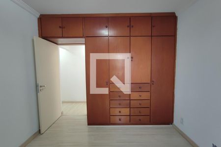 Quarto 1 de apartamento à venda com 2 quartos, 80m² em Vila Marieta, Campinas