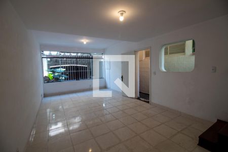 Sala de casa para alugar com 2 quartos, 169m² em Chácara Santo Antônio (zona Sul), São Paulo