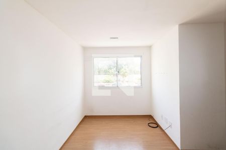 Sala de apartamento para alugar com 2 quartos, 45m² em Inhoaíba, Rio de Janeiro