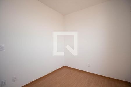 Quarto 2 de apartamento para alugar com 2 quartos, 48m² em Samambaia Sul (Samambaia), Brasília