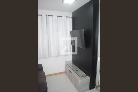 Sala  de kitnet/studio para alugar com 1 quarto, 24m² em Caminho das Árvores, Salvador