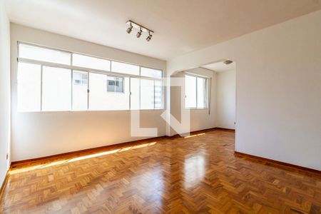 Sala de apartamento à venda com 3 quartos, 135m² em Jardim Europa, São Paulo