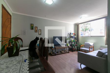 Sala de apartamento para alugar com 2 quartos, 56m² em Itaquera, São Paulo