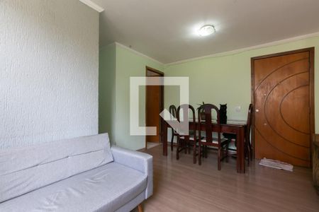 Sala de apartamento para alugar com 2 quartos, 56m² em Itaquera, São Paulo