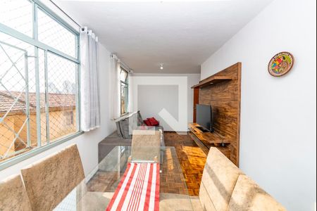 Sala de apartamento para alugar com 2 quartos, 55m² em Carlos Prates, Belo Horizonte