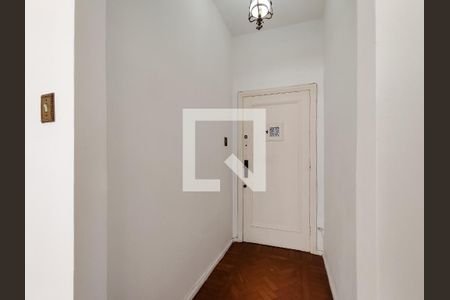 Entrada de apartamento à venda com 2 quartos, 105m² em Vila Isabel, Rio de Janeiro