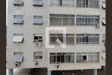 Vista da Sala de apartamento à venda com 2 quartos, 105m² em Vila Isabel, Rio de Janeiro