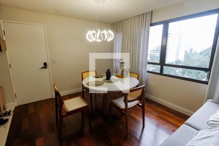 Detalhe Sala de apartamento à venda com 2 quartos, 98m² em Jardim Londrina, São Paulo