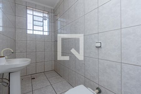 Banheiro de kitnet/studio para alugar com 1 quarto, 50m² em Parque Jabaquara, São Paulo