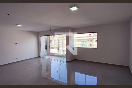 sala de casa à venda com 3 quartos, 231m² em Taquara, Rio de Janeiro