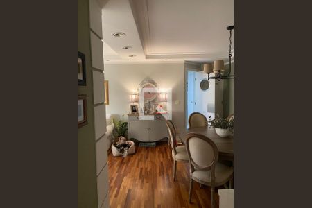 Sala de apartamento à venda com 3 quartos, 101m² em Itaim Bibi, São Paulo