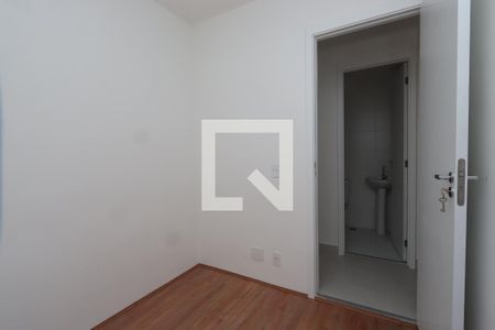 Quarto 2 de apartamento para alugar com 2 quartos, 35m² em Vila Ivone, São Paulo