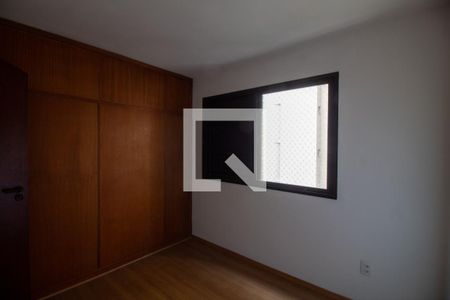 Quarto 1 de apartamento para alugar com 3 quartos, 105m² em Campo Belo, São Paulo