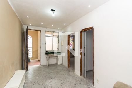 Sala de apartamento à venda com 2 quartos, 68m² em Olaria, Rio de Janeiro