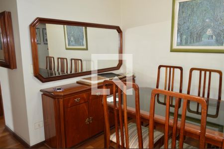 Sala de apartamento à venda com 3 quartos, 72m² em Vila Firmiano Pinto, São Paulo