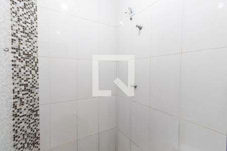 Banheiro de apartamento para alugar com 1 quarto, 30m² em Vila Marieta, São Paulo