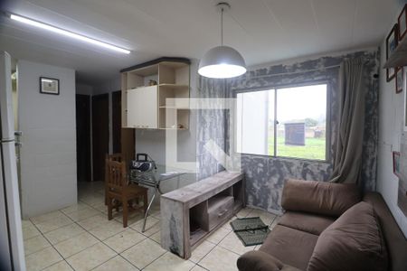 Sala de apartamento para alugar com 2 quartos, 42m² em Estância Velha, Canoas