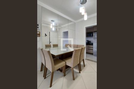 Sala de apartamento para alugar com 2 quartos, 60m² em Vila Tupi, Praia Grande