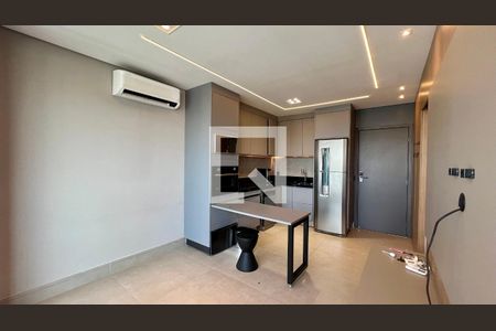 Sala de kitnet/studio para alugar com 1 quarto, 40m² em Pinheiros, São Paulo