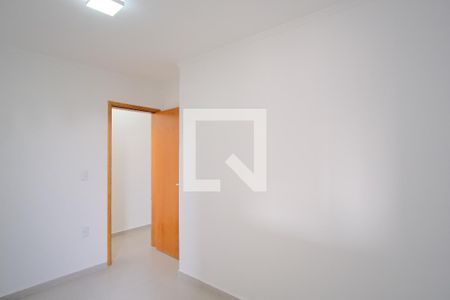 Quarto 1 de apartamento para alugar com 2 quartos, 45m² em Vila Carrão, São Paulo