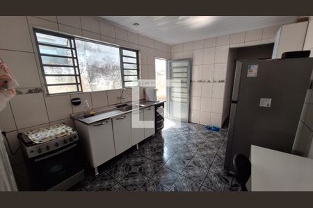 Cozinha de casa para alugar com 2 quartos, 155m² em Jardim Imperador, Suzano