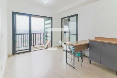 Sala / Cozinha de apartamento para alugar com 2 quartos, 39m² em Jardim D’abril, São Paulo