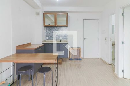 Sala / Cozinha de apartamento para alugar com 2 quartos, 39m² em Jardim D’abril, São Paulo