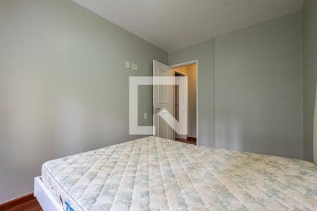 Quarto de apartamento à venda com 2 quartos, 72m² em Pinheiros, São Paulo