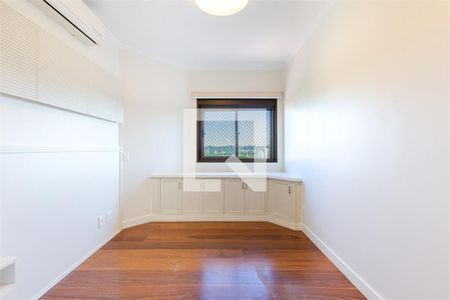 Apartamento à venda com 3 quartos, 124m² em Vila Madalena, São Paulo