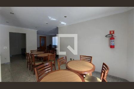 Apartamento à venda com 3 quartos, 98m² em Vila Romana, São Paulo