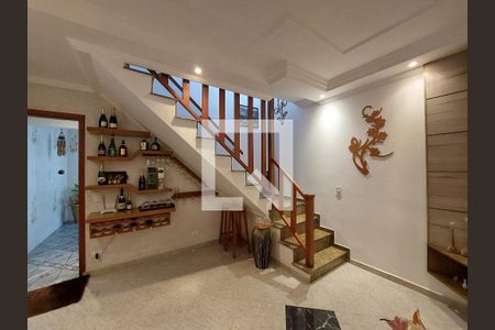 Sala de casa à venda com 3 quartos, 255m² em Vila Isa, São Paulo