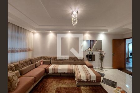 Sala de casa à venda com 3 quartos, 255m² em Vila Isa, São Paulo