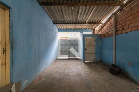 Casa à venda com 260m², 4 quartos e 4 vagas Casa à venda com 260m², 4 quartos e 4 vagasGaragem