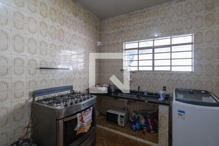 Casa à venda com 260m², 4 quartos e 4 vagas Casa à venda com 260m², 4 quartos e 4 vagasCozinha