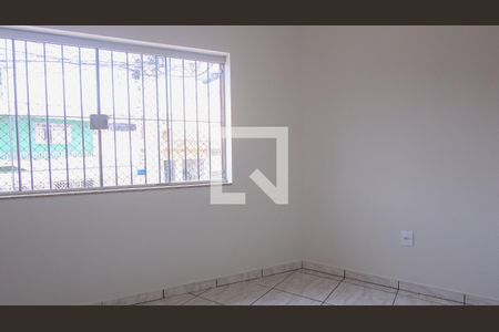 Quarto de casa para alugar com 3 quartos, 220m² em São Lucas, São Paulo