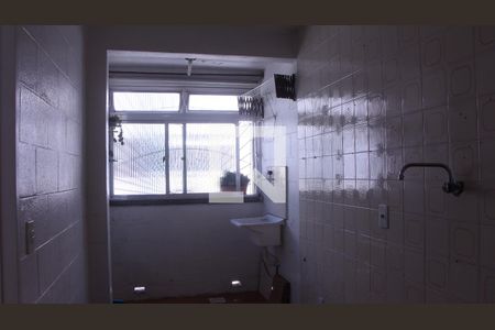 Cozinha de apartamento para alugar com 1 quarto, 50m² em Rubem Berta, Porto Alegre