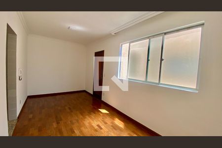 Sala de apartamento à venda com 3 quartos, 60m² em Buritis, Belo Horizonte