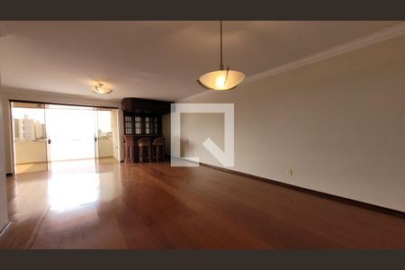 Sala de apartamento para alugar com 5 quartos, 230m² em Cambuí, Campinas