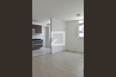 Sala de apartamento para alugar com 2 quartos, 99m² em Tingui, Curitiba